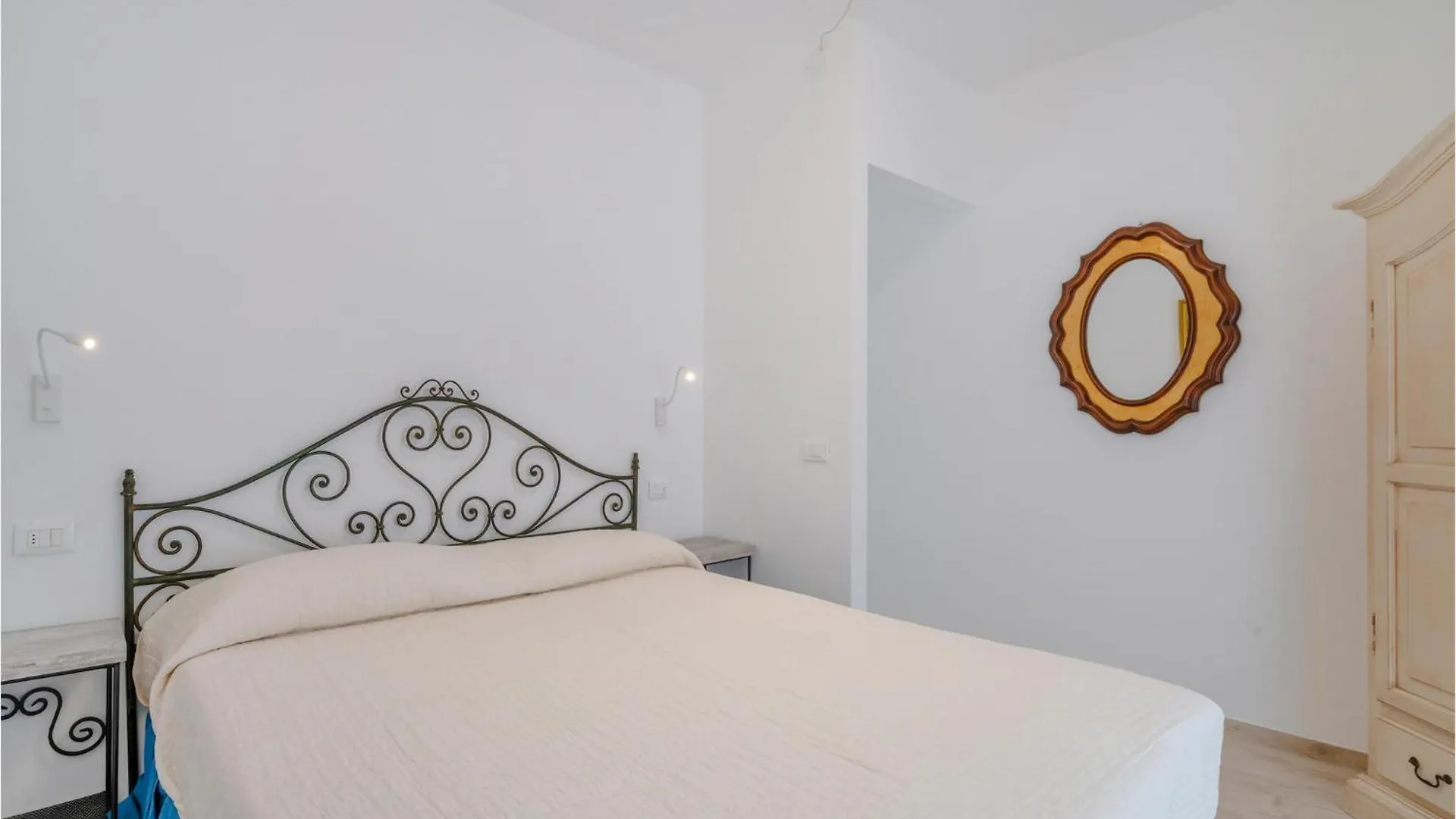 Casa Tomeoni Villa Culla 0*,  Italien